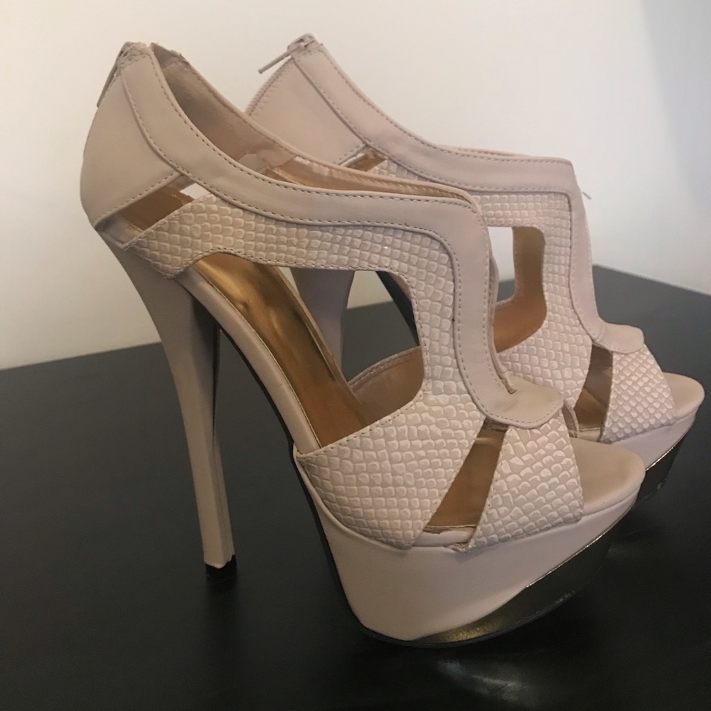 2B Bebe Nude Open Toe Heels